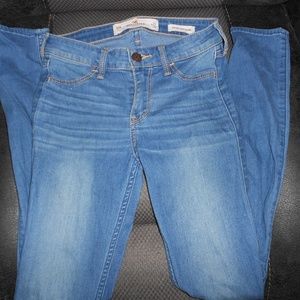 Hollister jeans size 00R  W23 L28